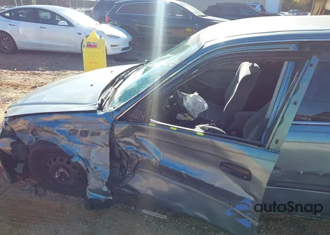 2000 Honda Civic Lx from USA, damaged, VIN 1HGEJ6571YL037355